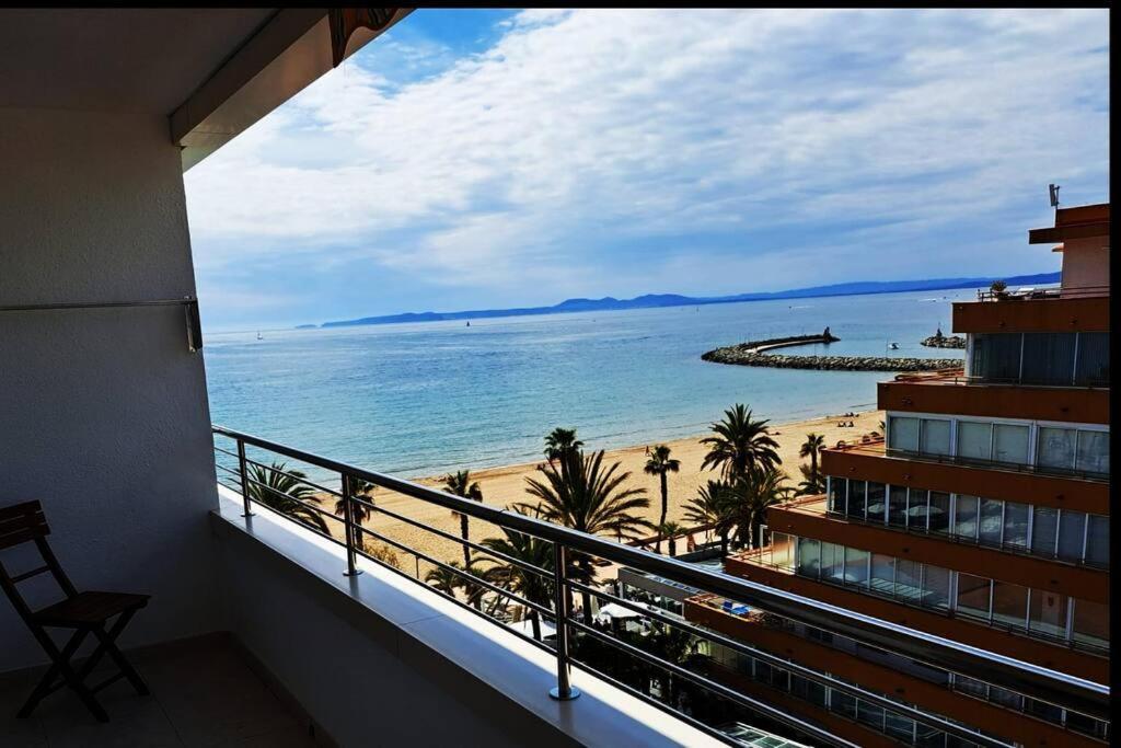 Holiday Center Apartamento Vistas Mar, Acceso Directo Playa Y Piscina Roses Dış mekan fotoğraf