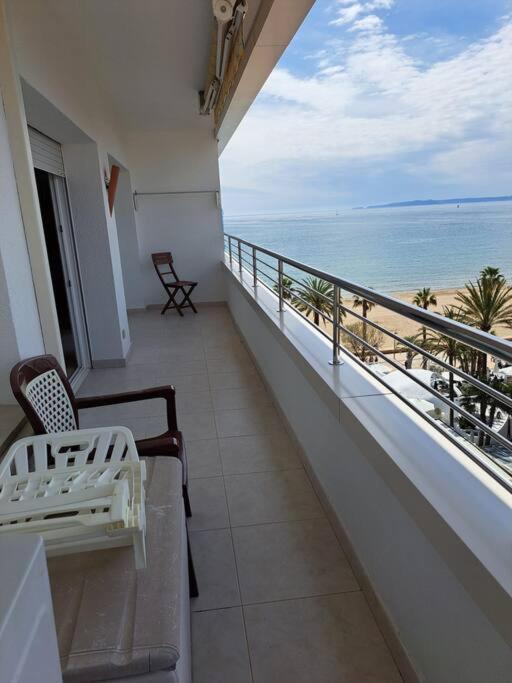 Holiday Center Apartamento Vistas Mar, Acceso Directo Playa Y Piscina Roses Dış mekan fotoğraf